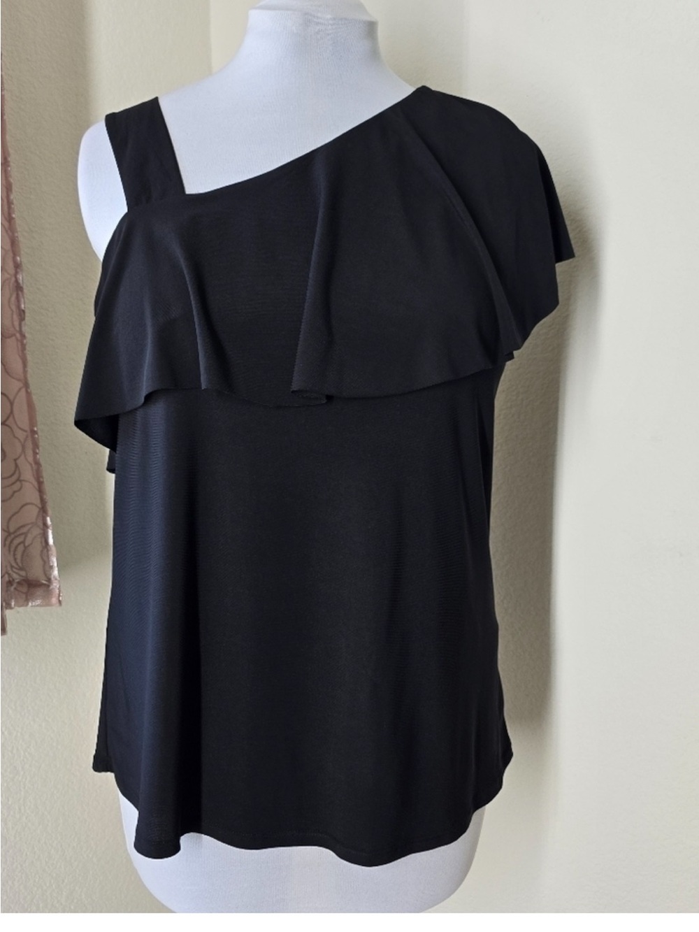 Lavish Black One-Shoulder Ruffle Tank
